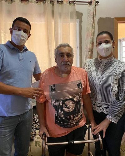 Projeto surgiu a partir da experiência pessoal da dentista e hoje ajuda várias outras pessoas. - Foto: Instagram @raqueltrevisi)